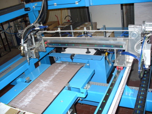 Robot cartesiano de dos ejes para dispensar cola para pegar piezas azulejo